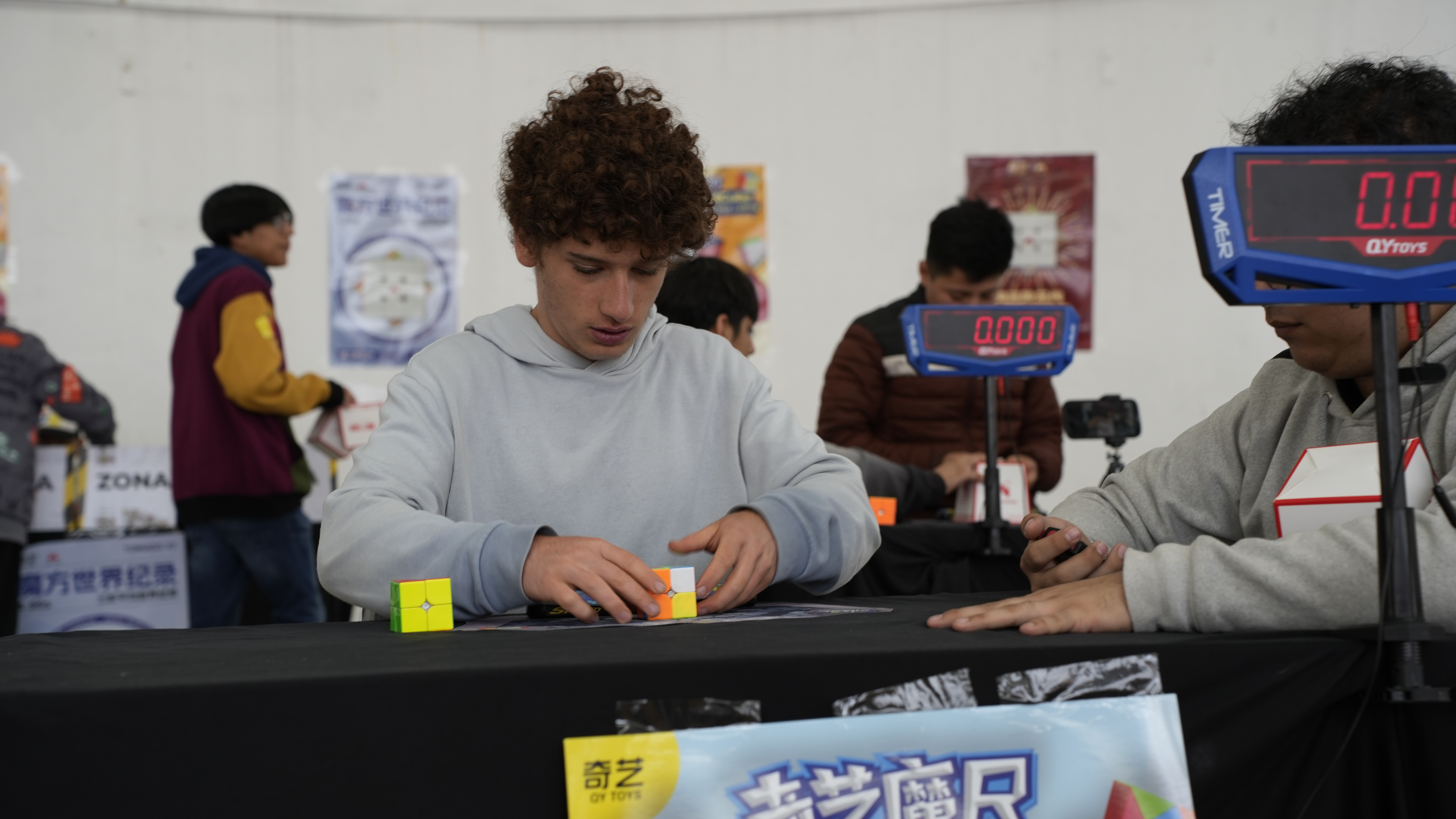 ¿Qué es el speedcubing?